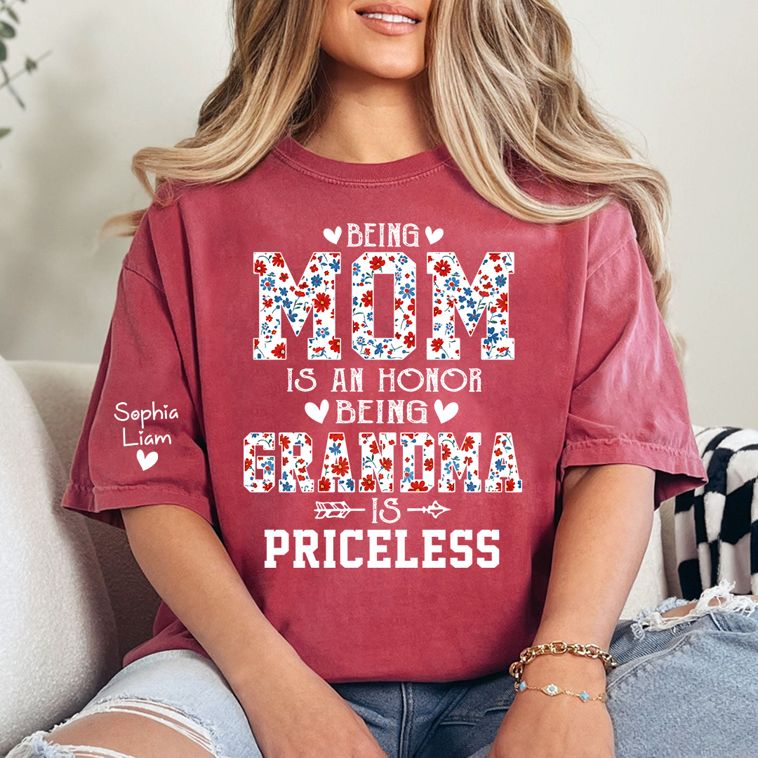 Being a Mom Is an Honor Being a Grandma Is Priceless T-Shirt – Custom Grandma Tee with Kids‘ Names, Gift for Mother and Grandma