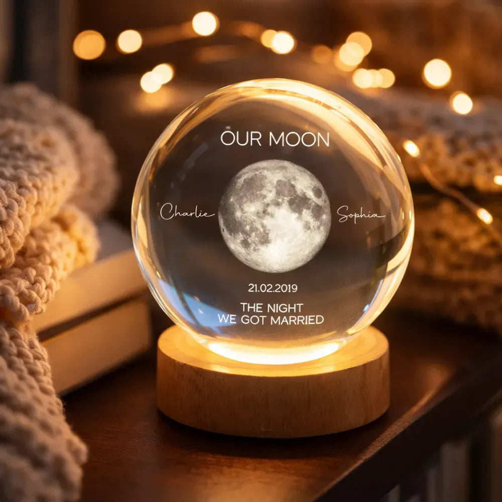 Personalized 3D Moon Crystal Lamp - Custom Names & Date, Engraved Anniversary Night Light Gift