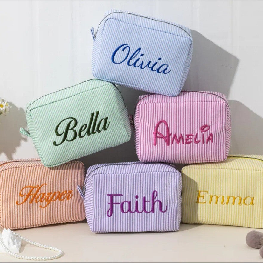 Custom Embroidered Seersucker Makeup Bag - Personalized Portable Toiletry Pouch for Travel