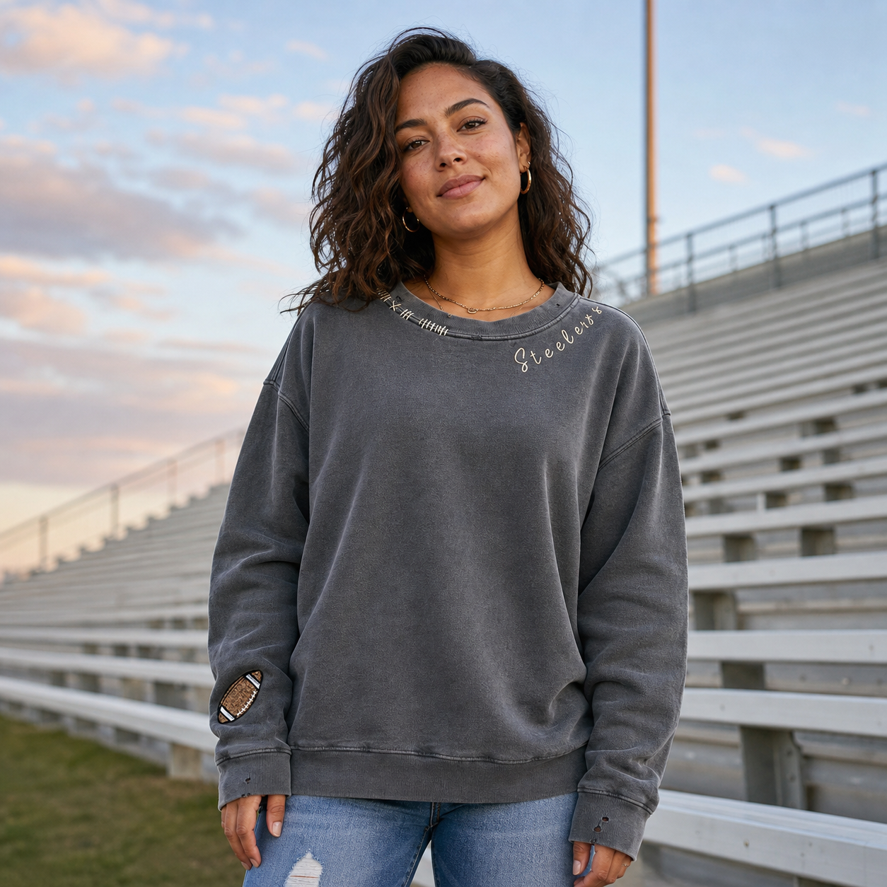 Personalized Vintage Embroidered Sweatshirt – Custom Name Crewneck with Collar Stitch Details, Cozy Gift Apparel