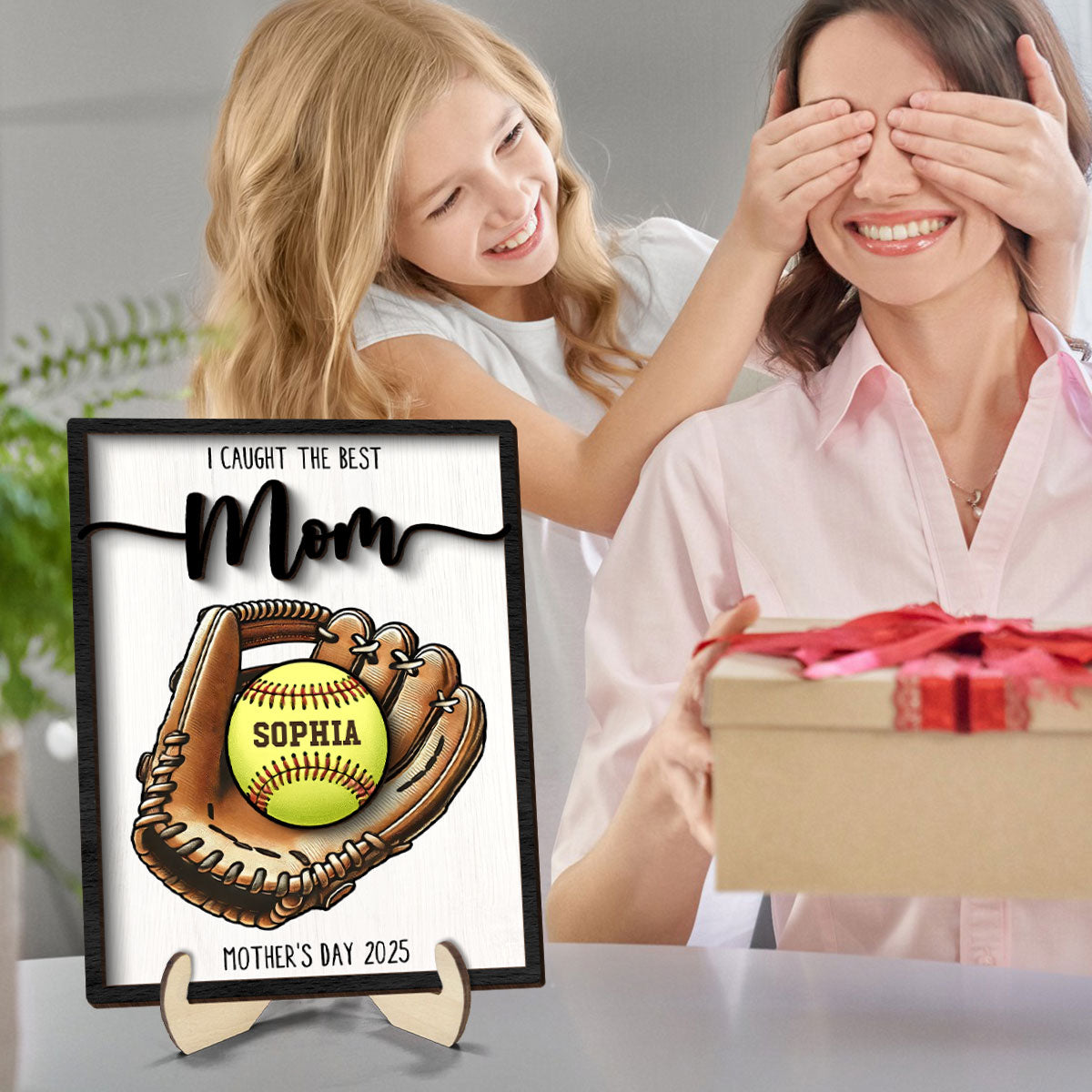We Caught The Best Mom Baseball, Softball - Personalized 2-Layered Wooden Plaque - Gift for Mom, Gift for Grandma, Gift for Wife